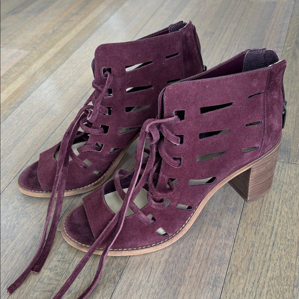 Vince Camuto Tressa bootie in a burgundy suede with lace-up front.